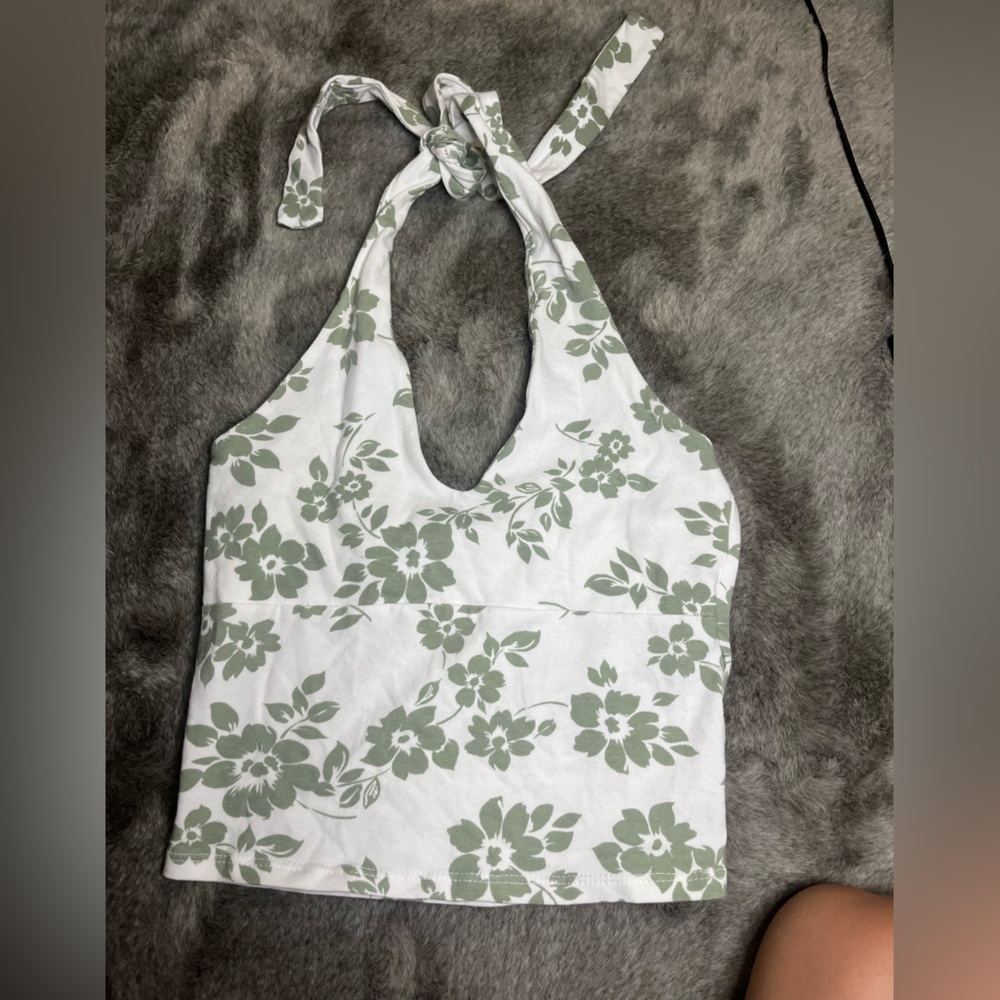 Hollister crop top